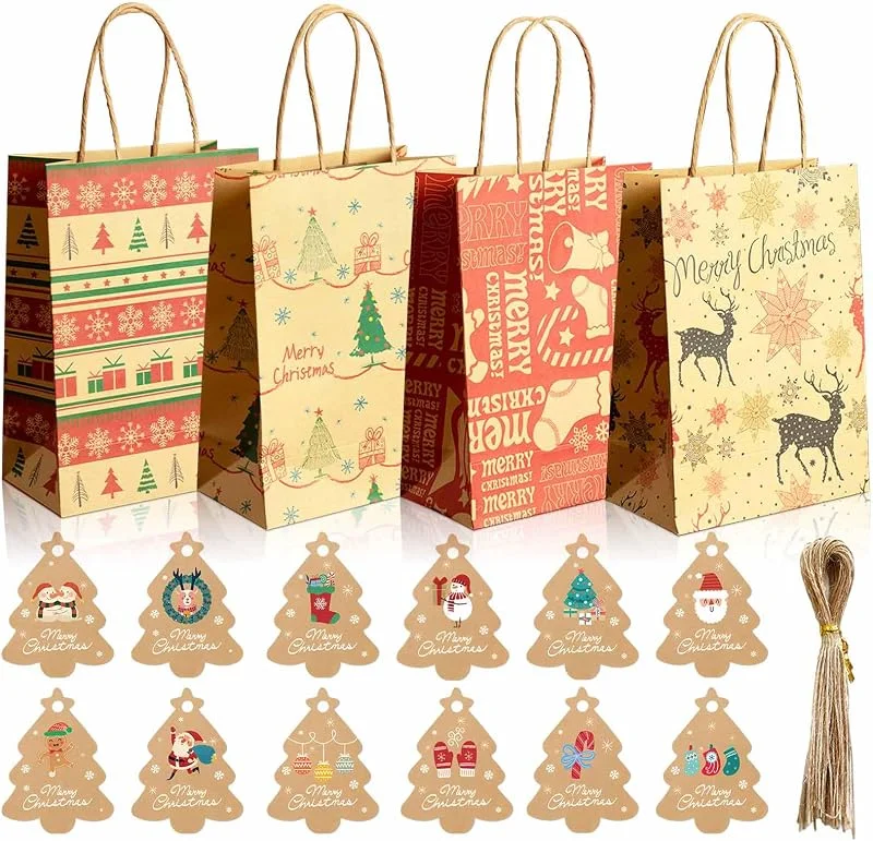 CINGHIA Bolsas Regalo Navidad, Sacos Navideños Papel Kraft, 12 Piezas Bolsas Navidad Regalo 4 Estilos con Asas et 48 Etiquetas Navideñas, para Envolver Regalos, 21 x 15 x 8 cm — Envoltorio regalo