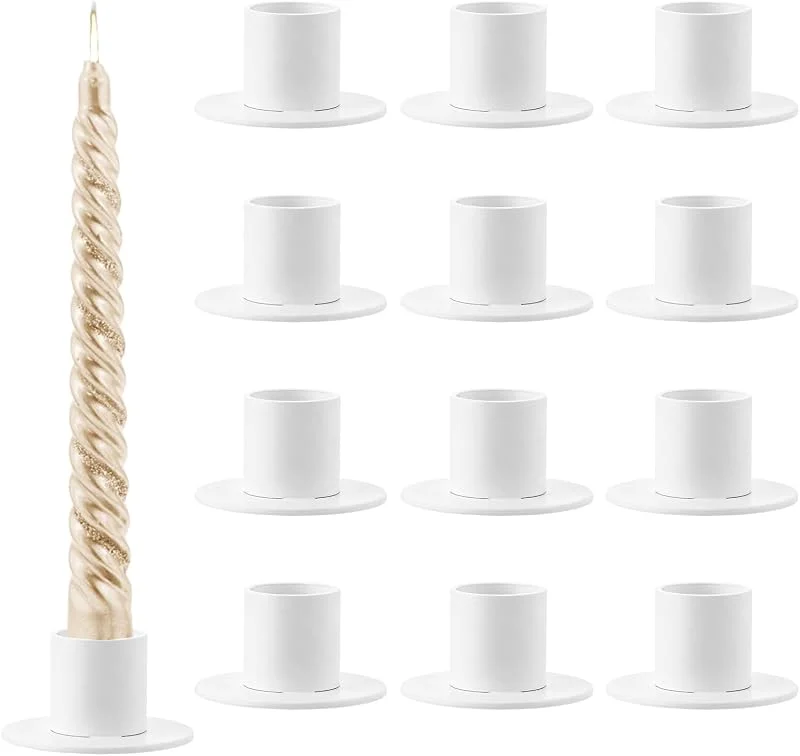 Visita la tienda de LOPYXBR 12 Piezas Portavelas Metal Blanco 5 cm, Candelabros para Velas de Mesa, Hierro Pequeño 2, 7 x 2, 5 cm para Cena Boda Adviento Salon y Decoración — Cena a la luz de velas