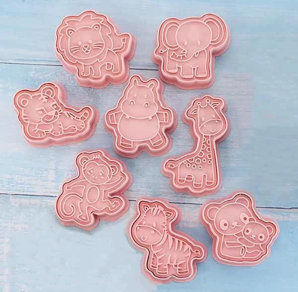 RUIYWEN 8 Moldes de Galletas Animales Forestales 3D Cortador Galletas de Plástico Moldes para Pastel Galletas Fondant Chocolate Cookie Pan Repostería — Hogar y cocina
