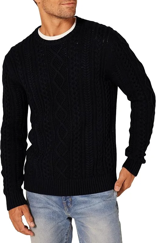 Visita la tienda de Amazon Essentials Amazon Essentials Hombre Jersey de Manga Larga 100% de Algodón con Trenzado Aran y Cuello Redondo — Ropa Navidad