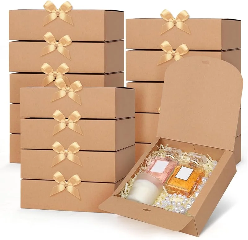 GXFCING 15 Cajas de Regalo Marrones, 16x16x5cm Plegable Cajas de Regalo con Tapa, Caja Regalo Carton con Cinta de Satén Dorada para Bodas, Cumpleaños, Navidad, Fiestas — Envoltorio regalo