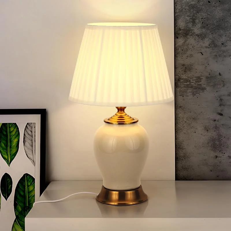 HvKvHvY Lámpara de mesa moderna E27 lámparas de mesita de noche, lámpara de escritorio de tela blanca, lámpara de mesa de noche de cerámica, decoración de dormitorio, estudio lámpara de lectura — Cena a la luz de velas